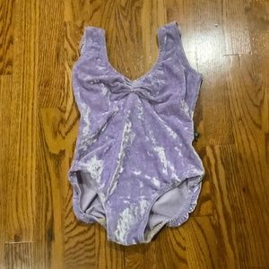 Luckyleo velvet leotard